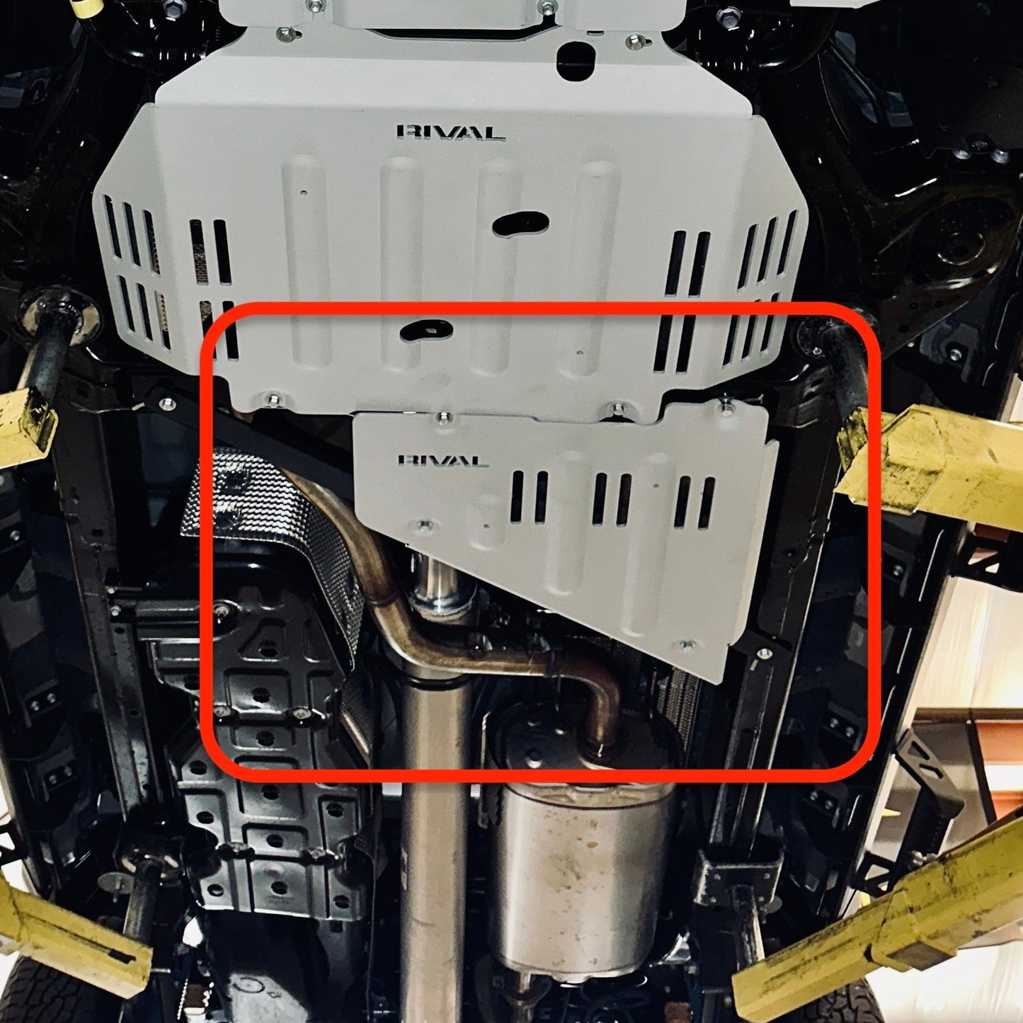 RIVAL Aluminum Transfer Case Skid Plate Toyota Tacoma 4gen 2024 - RIVAL 4x4 Asia | Middle East | Africa