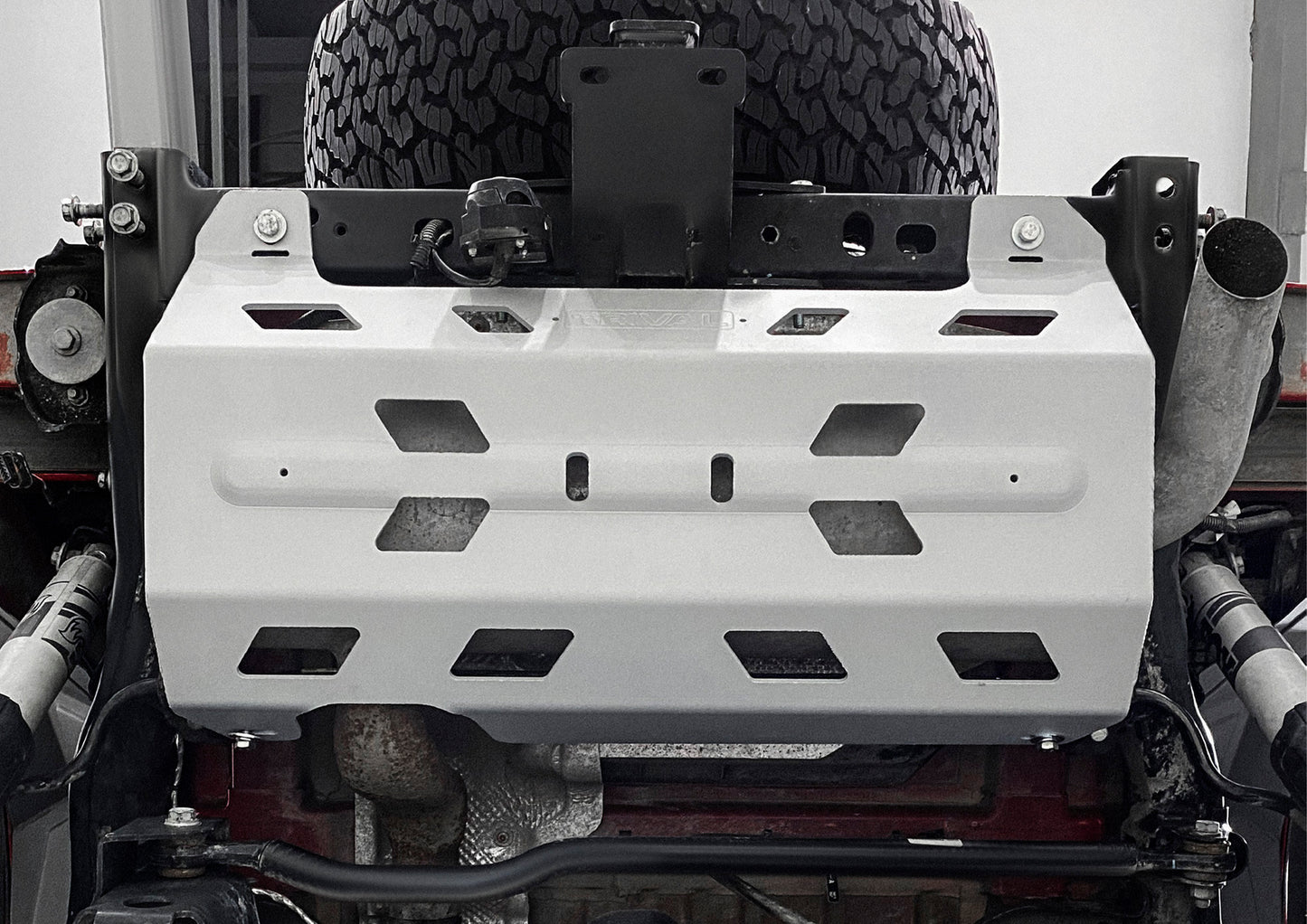 Aluminium Exhaust Pipe Skid Plate – Jeep Wrangler JL (2018–Present)