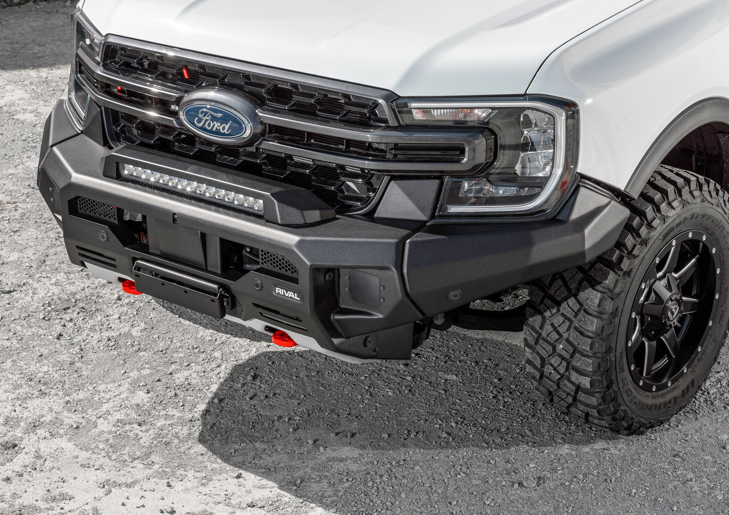 Aluminium Front Bar – Ford Ranger Next Gen (2022–Present) / Everest Next Gen, includes RIVAL FOG Lights