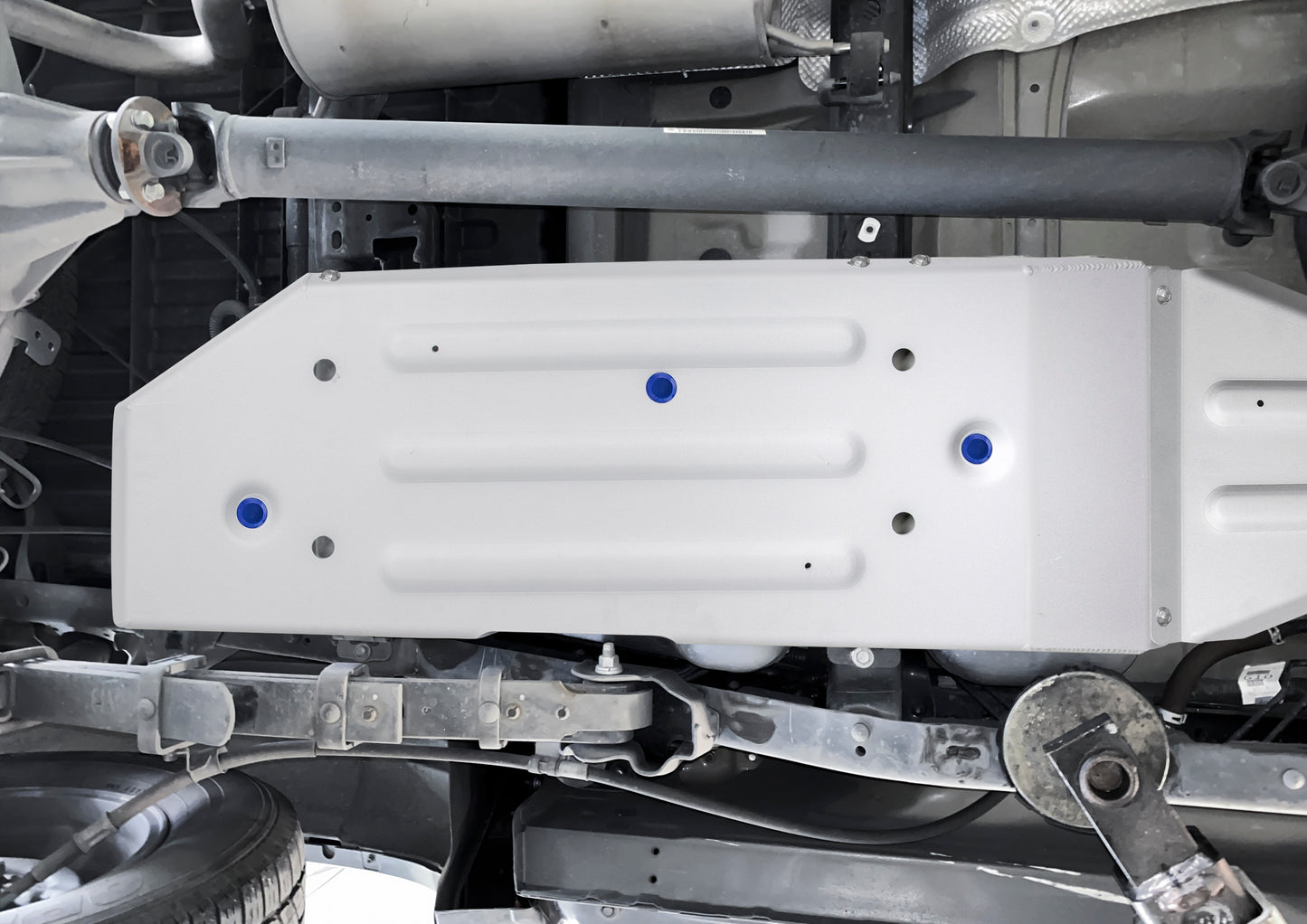 Aluminum Fuel Tank Skid Plate – Toyota Tacoma (2016–2023), incl. TRD Off-Road, 5-Foot Bed Only