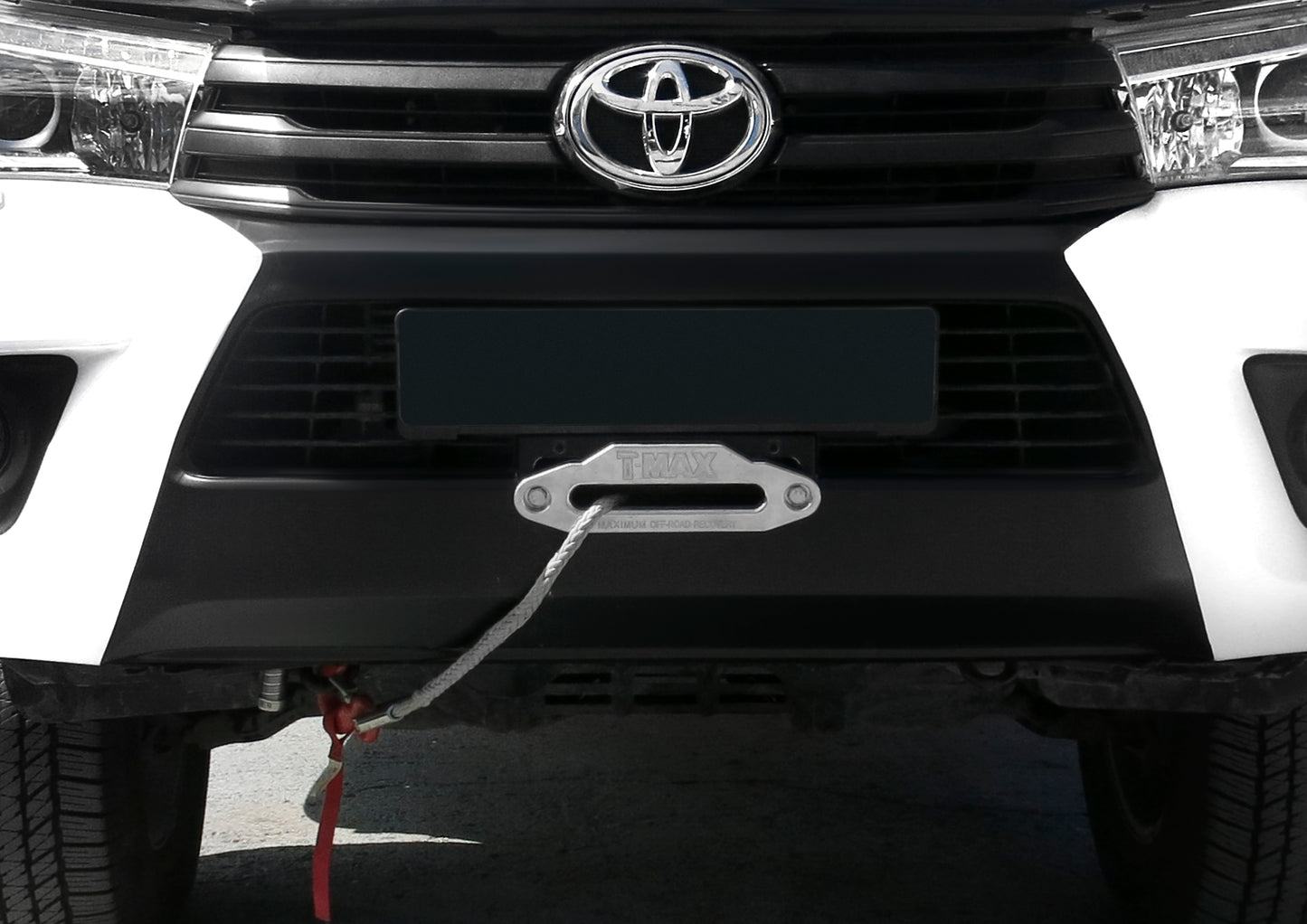 RIVAL Hidden Winch Mount Toyota Hilux 2015- - RIVAL 4x4 Middle East | Africa | Asia